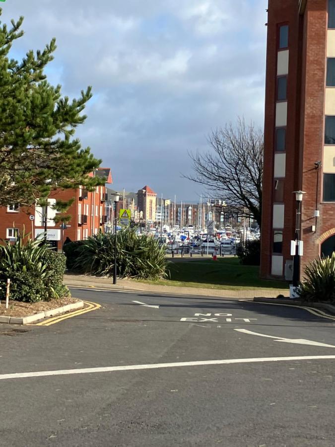 Swansea Bay, Marina & Arena View Mins To Beach & City Luaran gambar